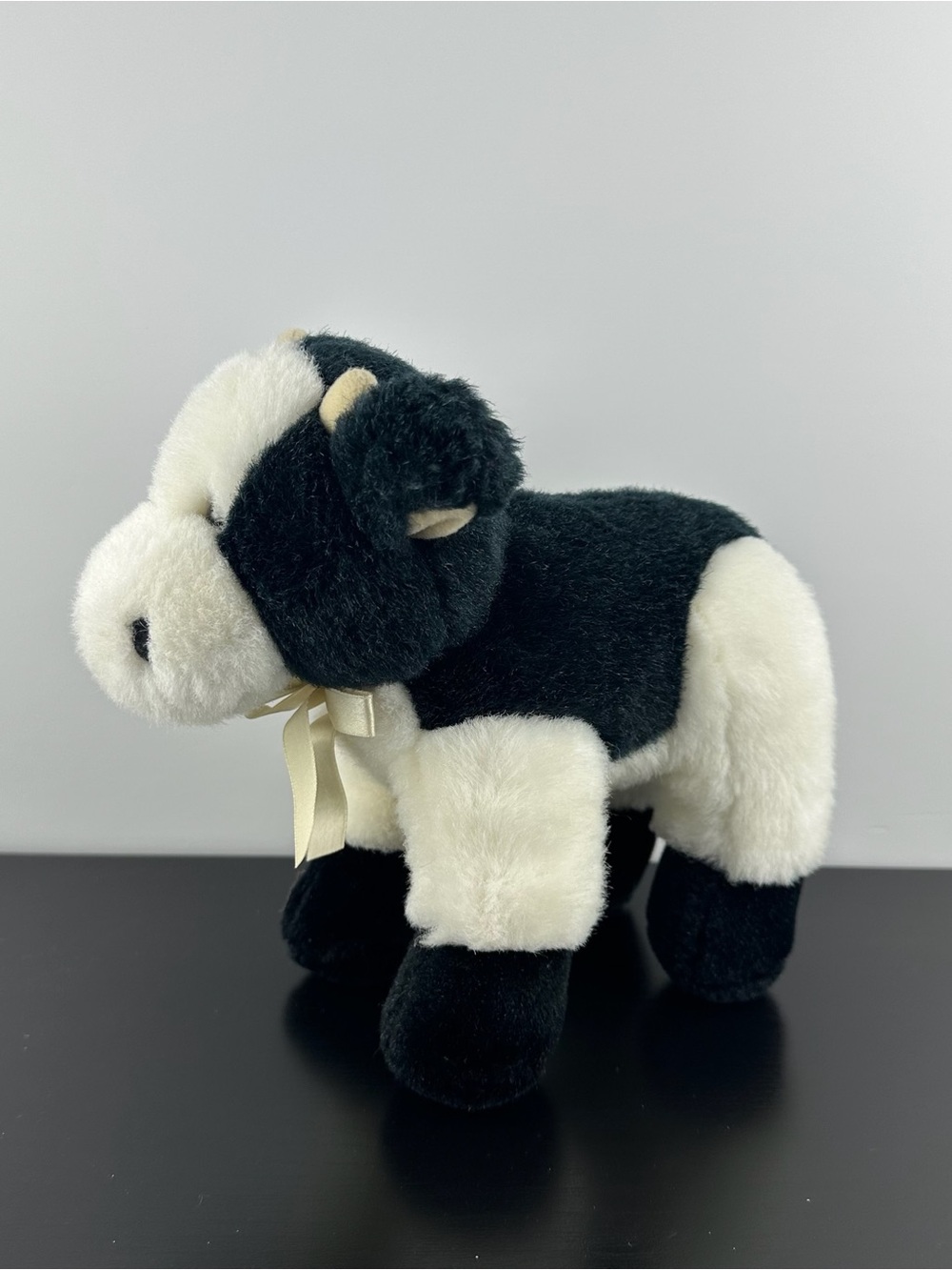 Mary Meyer Rare 1992 Vintage Cow 11” Ribbon Bow Plush Sound Does Not Work